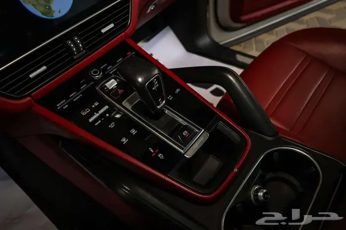 بورش كايين 2020 عداد 138 الف كم 8