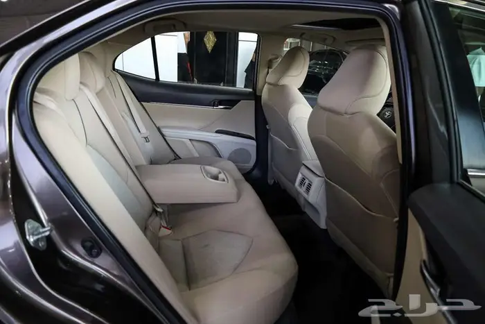 تويوتا كامري GLE بنزين موديل 2022 11