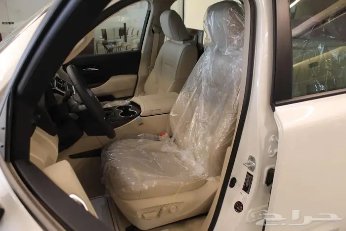 تويوتا لاند كروزر ديزل ( عرض خاص ) 50 50 بدون ارباح 9