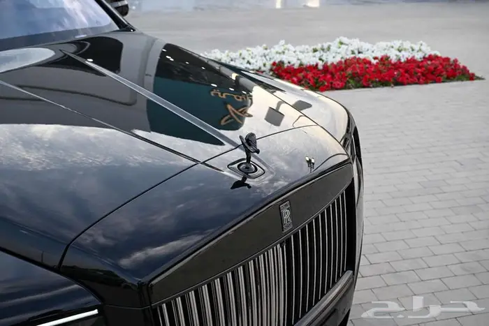 شركة لبريمي لسيارات رولز رويس كولينان بلاك بادج 3