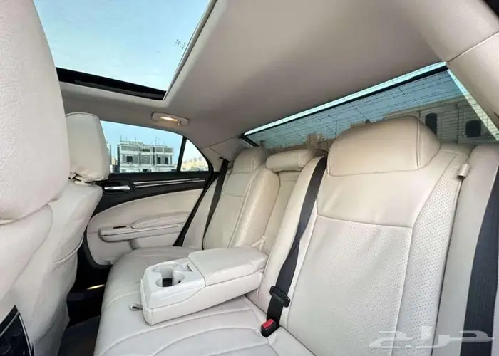 للبيع كرايسلر 9