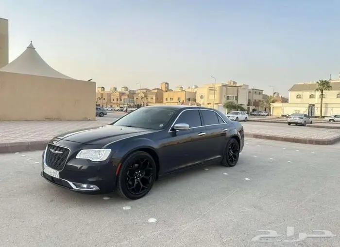 للبيع كرايسلر 11