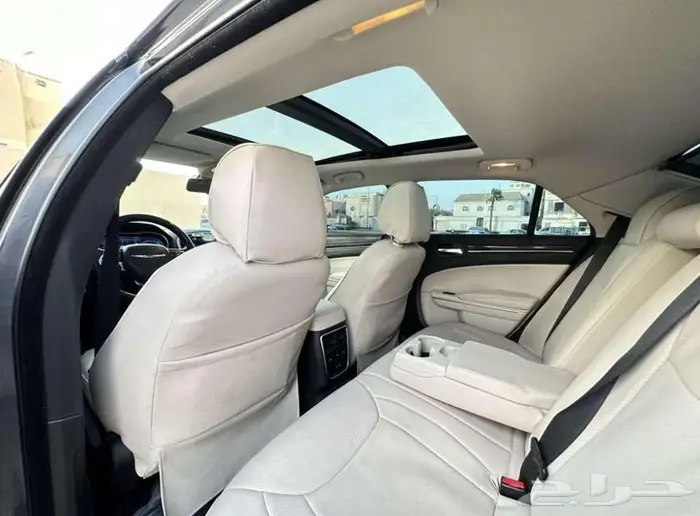 للبيع كرايسلر 8