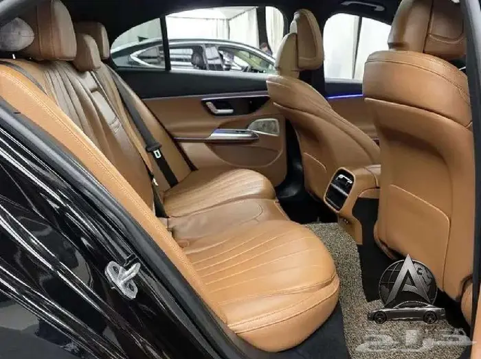 مرسيدس إي Mercedes Benz E300 2025 4MATIC وارد كوريا 16