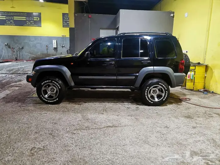 جيب شروكي 6 سلندر دبل قير عادي 4