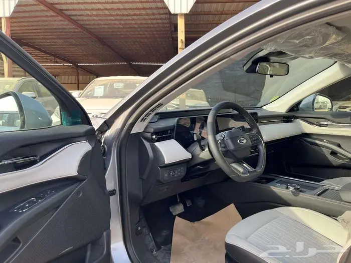 فورد تورس ترند 2026 نقد وتقسيط 4