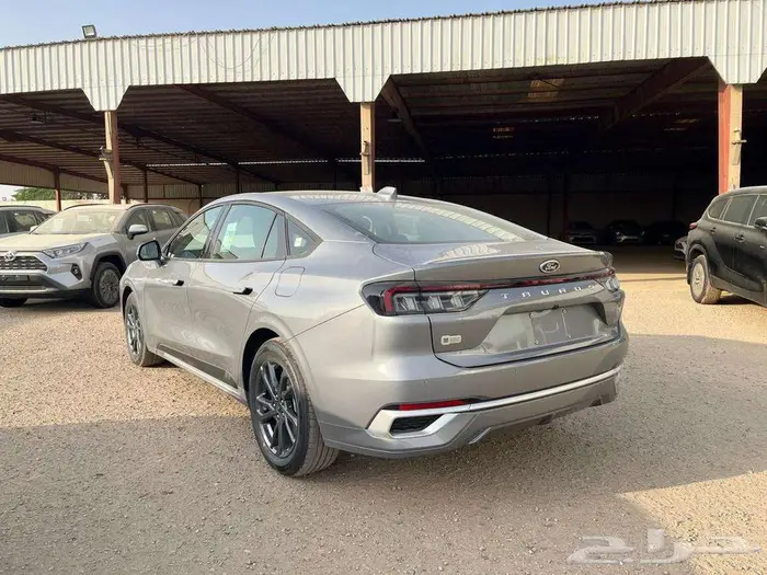 فورد تورس ترند 2026 نقد وتقسيط 3