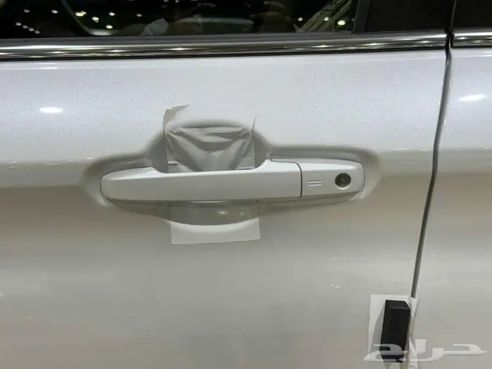 تويوتا فيلوز ابيض بنزين 2025 اقل سعر كاش واقساط 7