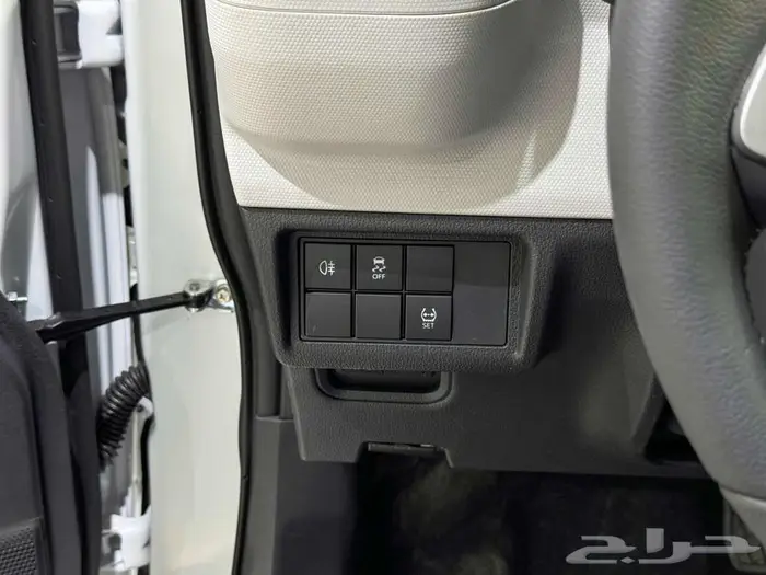 تويوتا فيلوز ابيض بنزين 2025 اقل سعر كاش واقساط 9