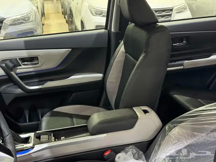 تويوتا فيلوز ابيض بنزين 2025 اقل سعر كاش واقساط 18