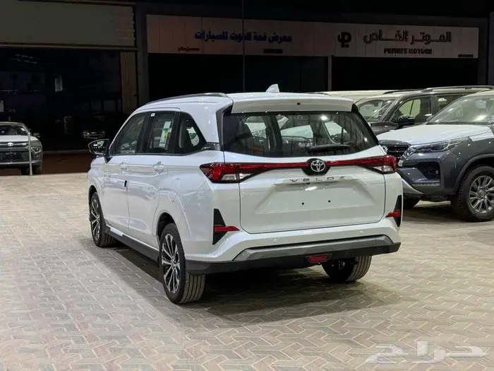 تويوتا فيلوز ابيض بنزين 2025 اقل سعر كاش واقساط 21
