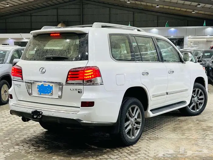 لكزس LX570 خليجي 2015 2