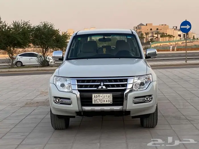 ميتسوبيشي باجيرو 2017 1