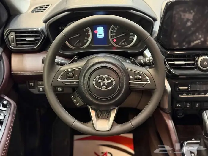 تويوتا أوربان كروزر GLX 2026 امتلك سيارتك باسهل الاجرائات 3