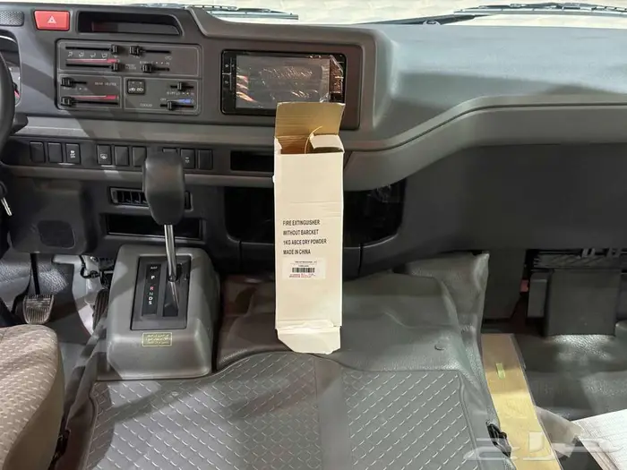 تويوتا باص كوستر 20 راكب أتوماتيك ابيض ديزل 2025 اقل سعر 11