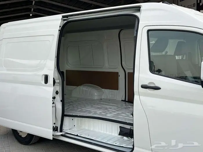 تويوتا هايس بضاعه سقف عالي 2026 ديزل (بأسعار مناسبة للشركات 8