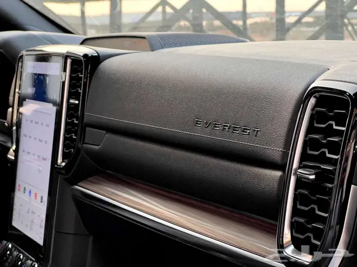 فورد ايفرست 2025ليمتد 13