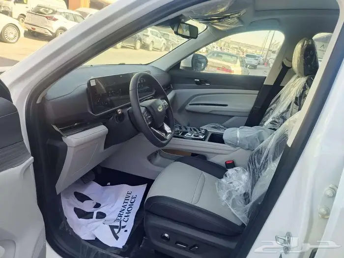 فورد تريتوري تيتانيوم بلس موديل 2025 سعودي 7