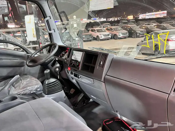 ايسوزو دينا 2025متوفر جميع الاحجام معرض خالد.. 4