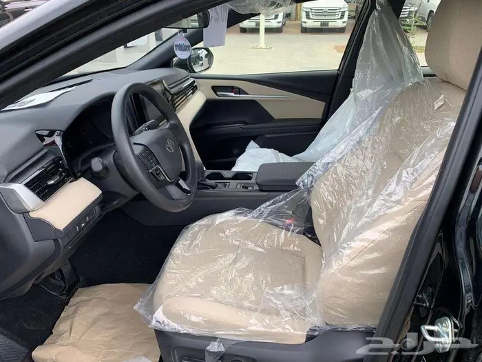 تويوتا كامرى E موديل 2025 6