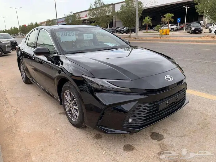تويوتا كامرى E موديل 2025 2