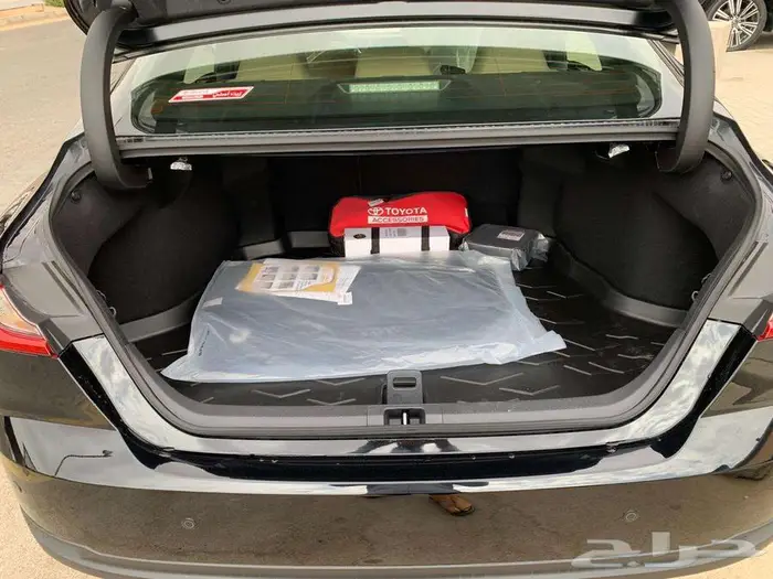 تويوتا كامرى E موديل 2025 20