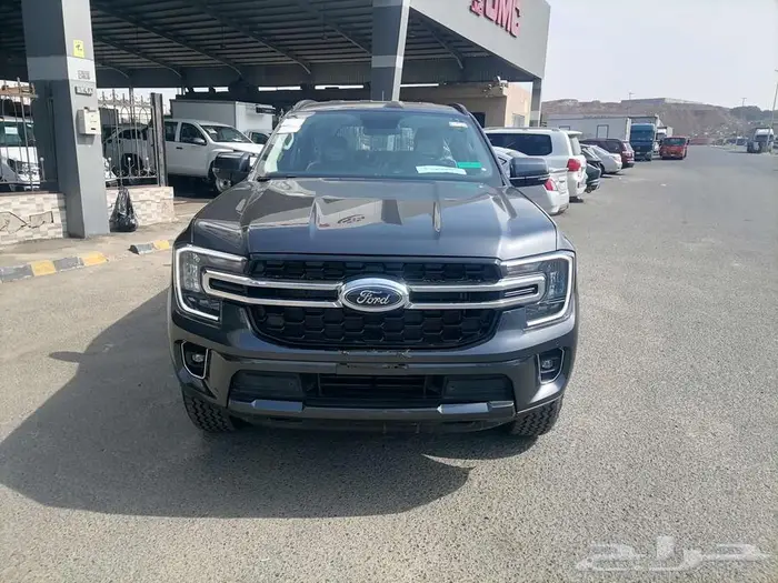 فورد ايفريست XLT نص فل 2025 2