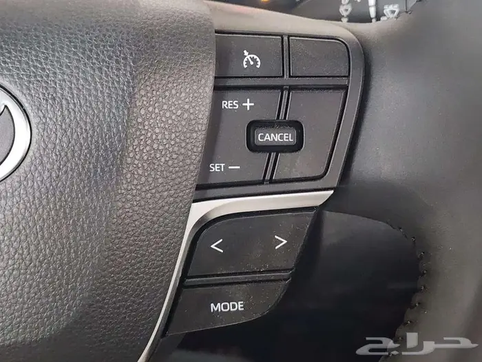 تويوتا كامري LE بنزين 2025 15