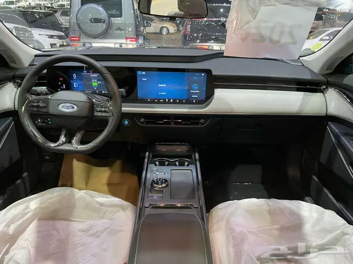 فورد تورس امبيانتي 2026 رصاصي سعودي 33