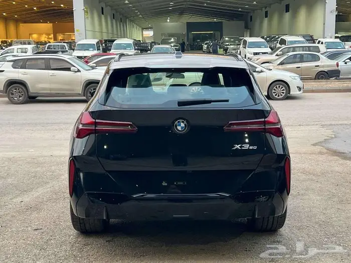 بي ام دبليو X3 فل جديد اصفارموديل 2025 15