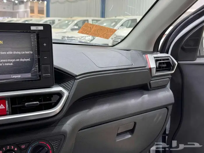 تويوتا رايز ستاندر ابيض بنزين 2026 اقل سعر كاش وبنوك 30