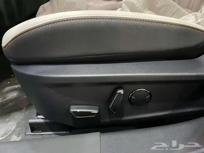 فورد تورس تيتانيوم 2026 اسود سعودي 30