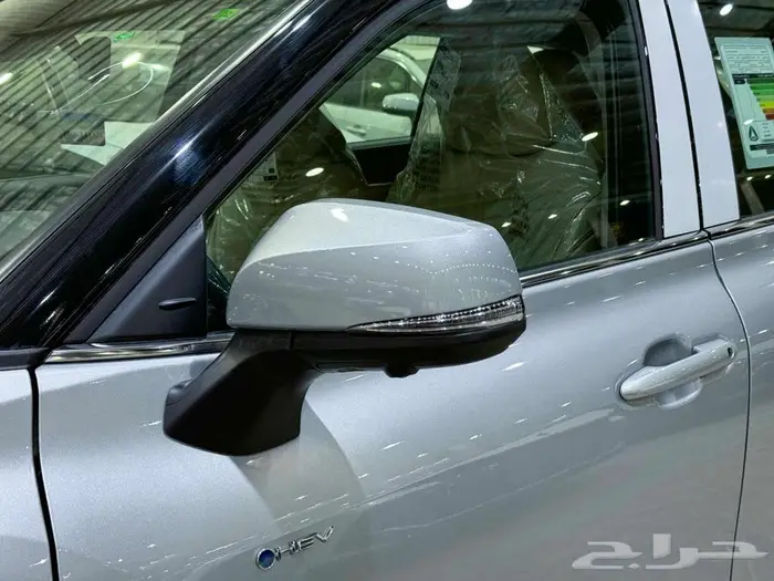 تويوتا هايلاندر لميتد فل فضي هايبرد 2025 اقل سعر 22