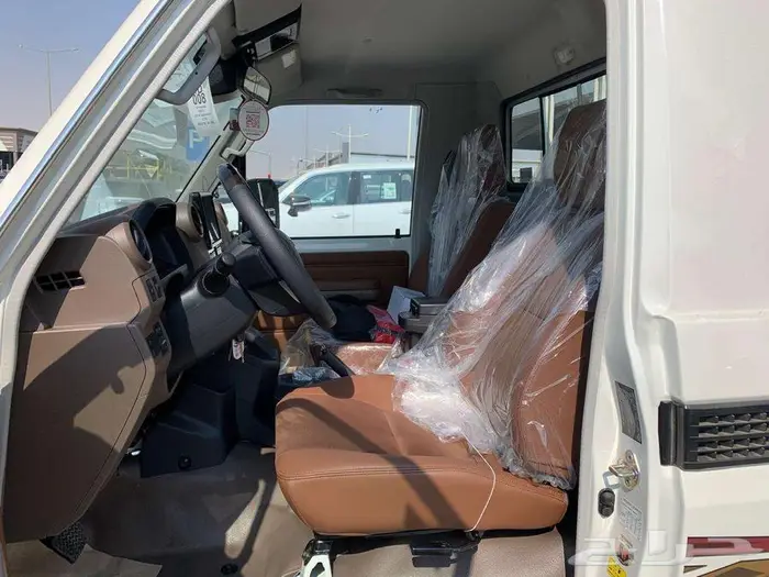 تويوتا شاص رفرف ونش ديزل 2025 7