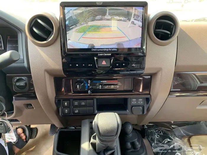 تويوتا شاص رفرف ونش ديزل 2025 11