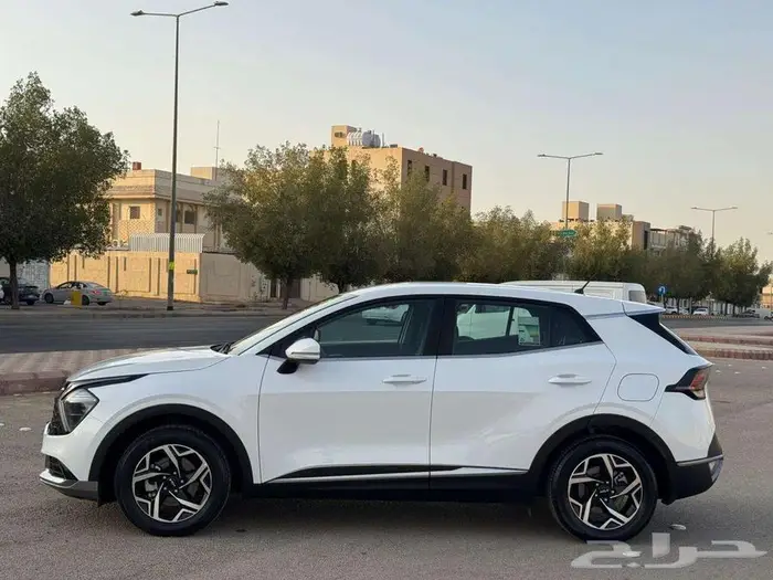 2023 KIA Sportage (AWD) 100  Accident Free 2nd owner 6