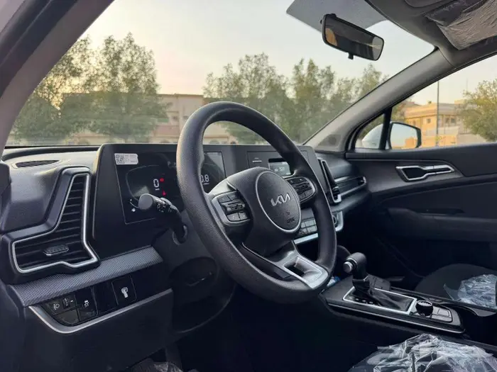 2023 KIA Sportage (AWD) 100  Accident Free 2nd owner 13