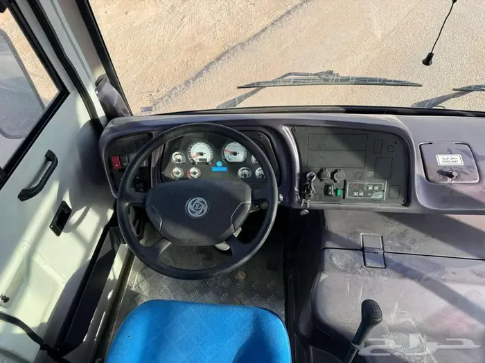 باص حافلة اسوك ليلاند 64 راكب M12 موديل 2026 16