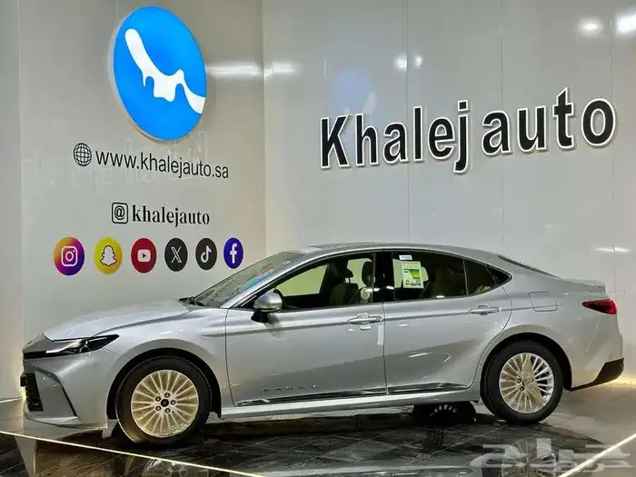 تويوتا كامرى LE بنزين موديل 2025 1