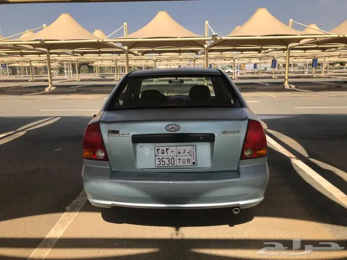 للبيع هونداي اكسنت بسعر رخيص 10