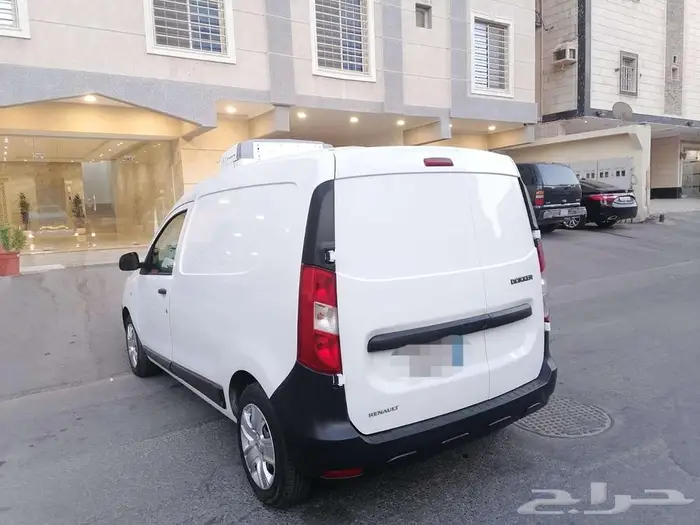 للبيع رينو دوكرفان ثلاحه الموديل 2021 بحالة ممتازة جدا 8