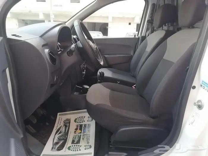 للبيع رينو دوكرفان ثلاحه الموديل 2021 بحالة ممتازة جدا 15