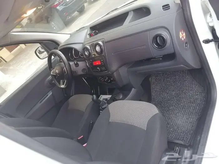 للبيع رينو دوكرفان ثلاحه الموديل 2021 بحالة ممتازة جدا 18