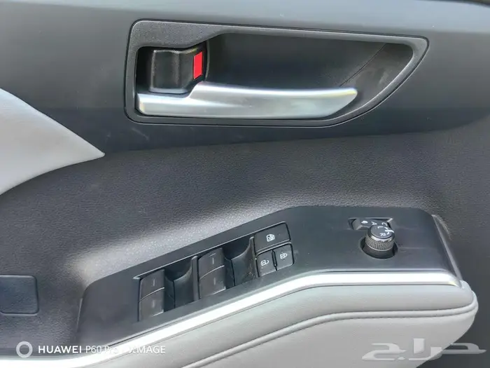 تويوتا هايلاندر هايبرد GLEموديل 2025 12