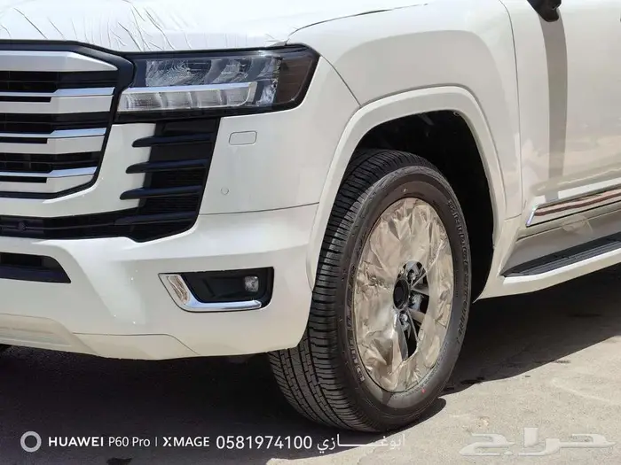 تويوتا لاندكروزر GXR. L4بنزين موديل 2025 16