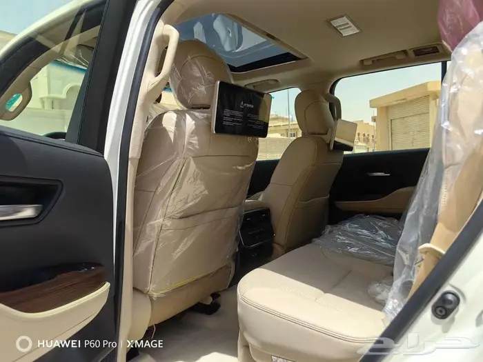 تويوتا لاندكروزر GXR. L4بنزين موديل 2025 26