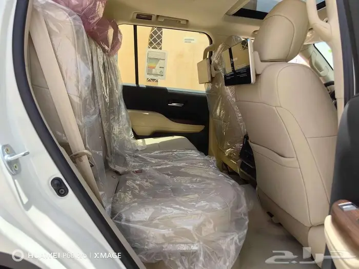 تويوتا لاندكروزر GXR. L4بنزين موديل 2025 30