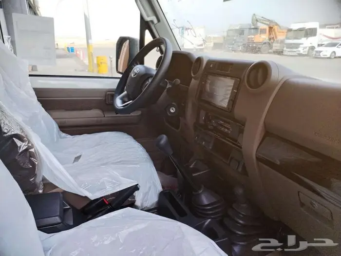 تويوتا - مصتدق - ربع سلق بدون ونش ابيض -2025 6