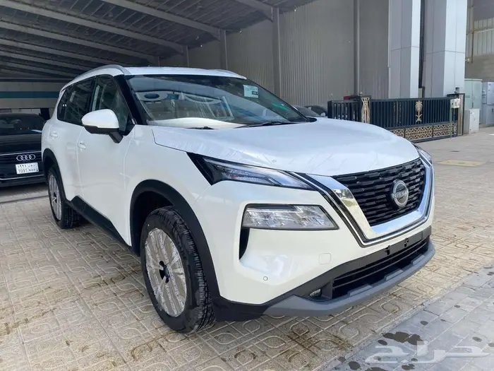 نيسان اكس تريل 2025 SVدبل جديد اصفار سعودي 2