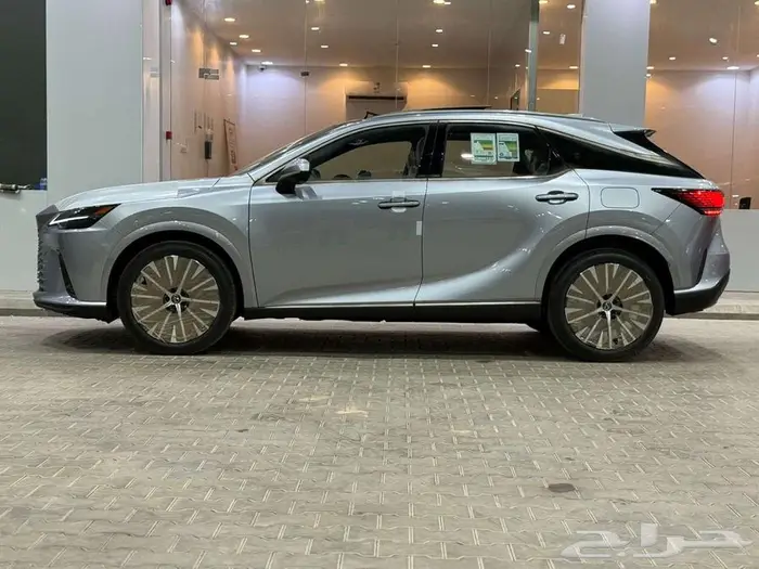 لكزس RX 350 BB بنزين 2025 - داخلي جملي - عرض نهايه العام 6